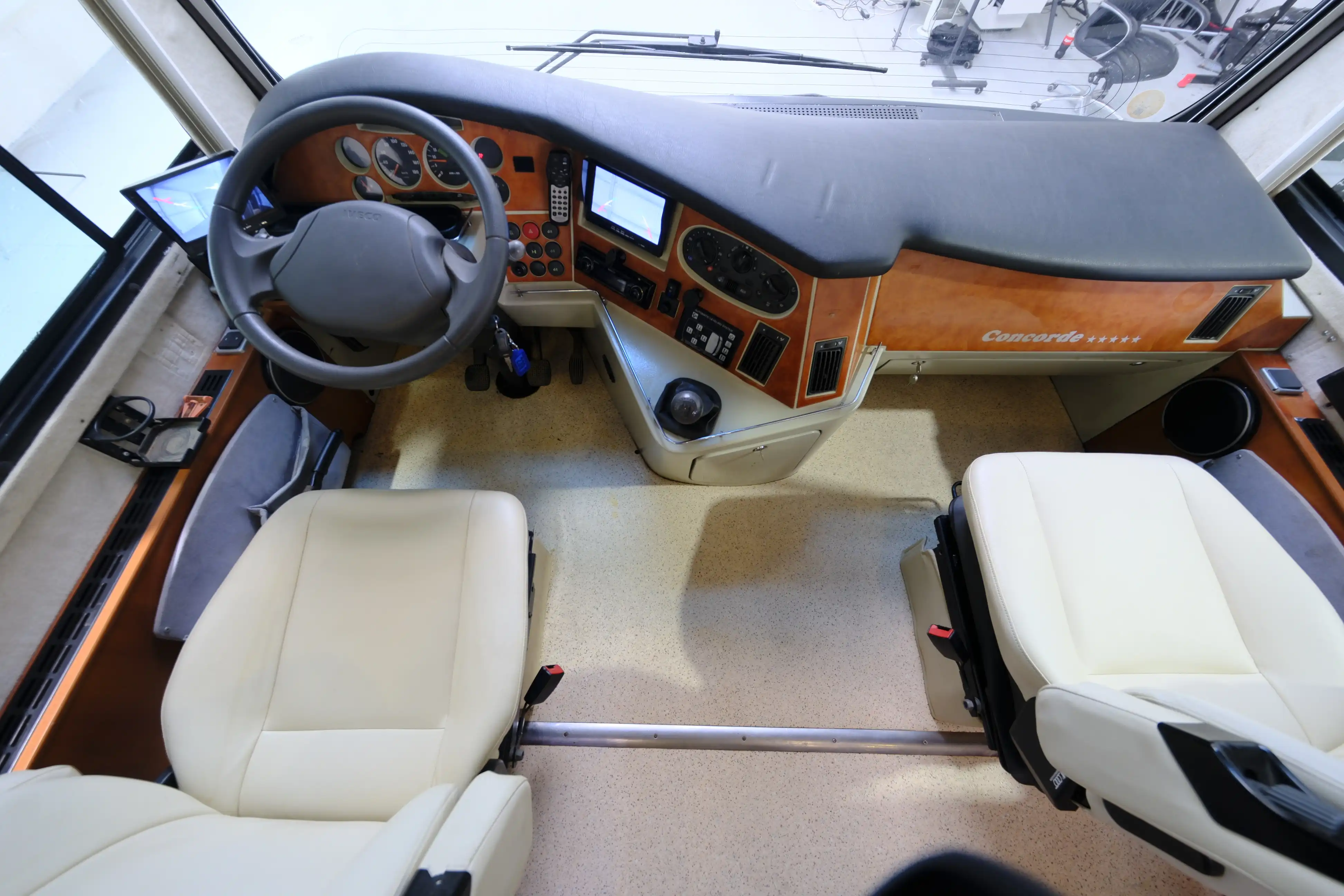 CONCORDE Charisma 890 M 